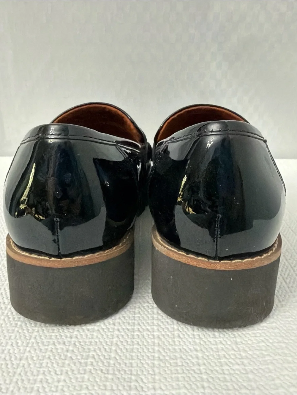 Vionic Cheryl Patent Leather Penny Loafers Black Shoes Women's Size 6